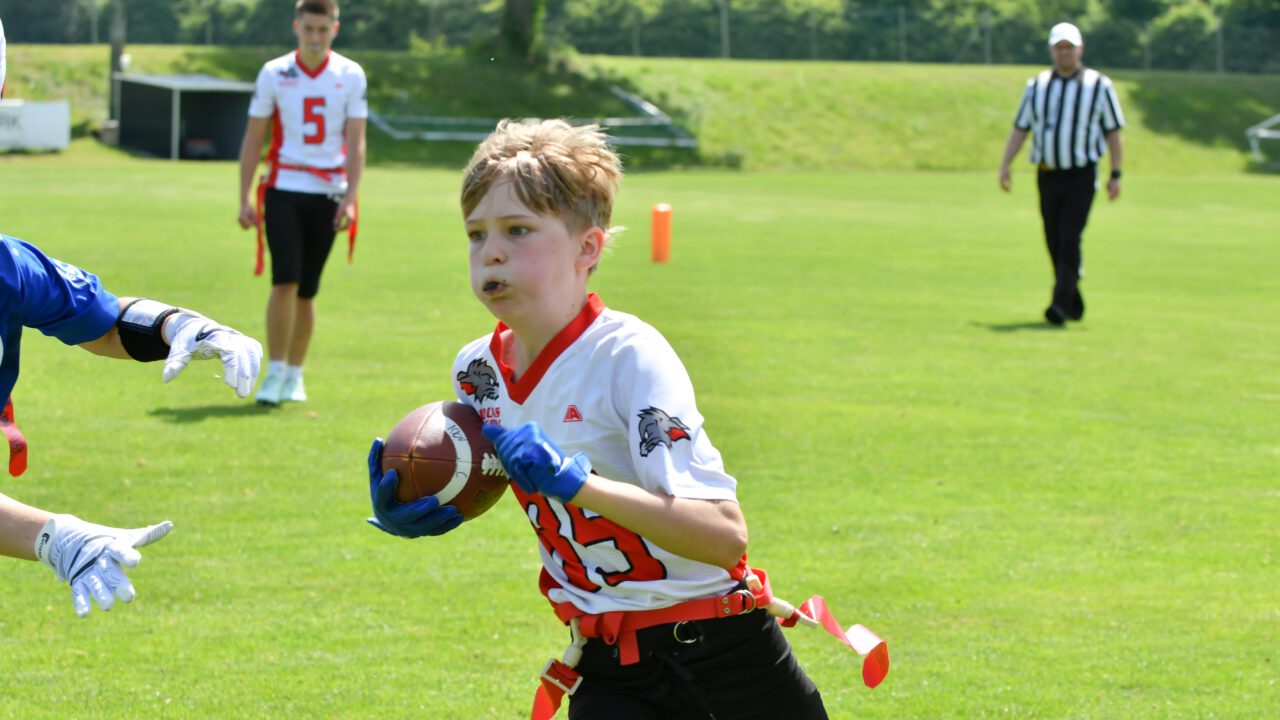 U11 Flag